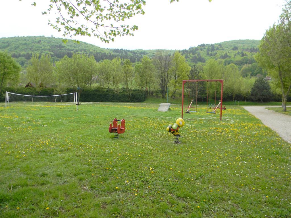 Camping Eldorado Hotel Gilău Exterior foto